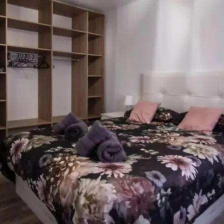 Apartment Cozy Flat In Cristianos *